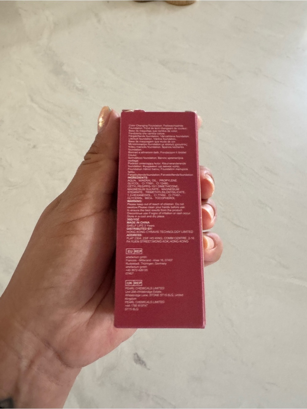 Color Changing Foundation - Beige Shade - Picture 2 of 4